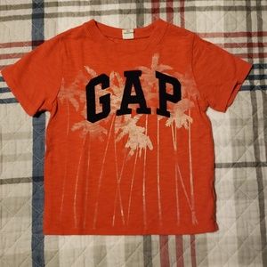 Gap shirt
